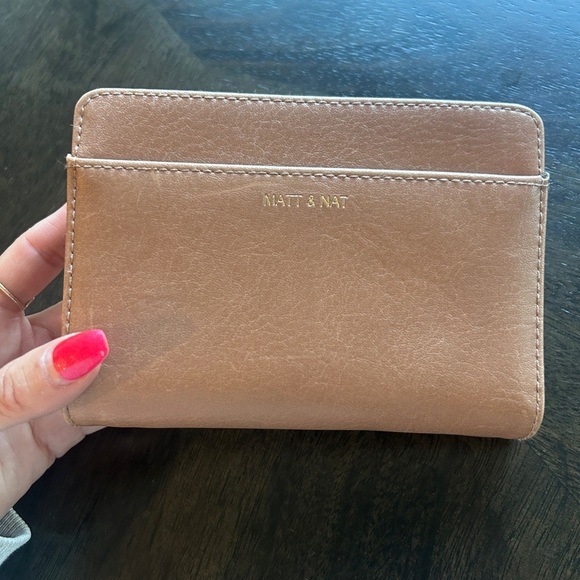 New without tags ~ MATT & NAT Zip-around Webber wallet Vintage Collection - Picture 10 of 13